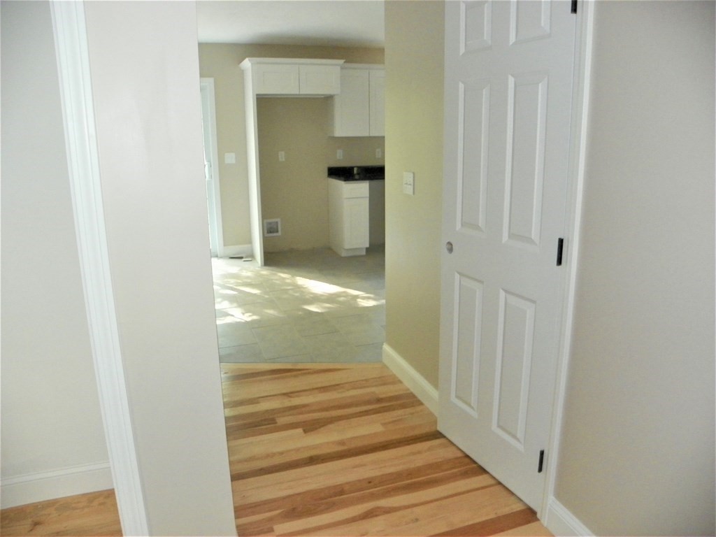 6 Robbins Road Winchendon, MA 01475 - Photo 8 of 18