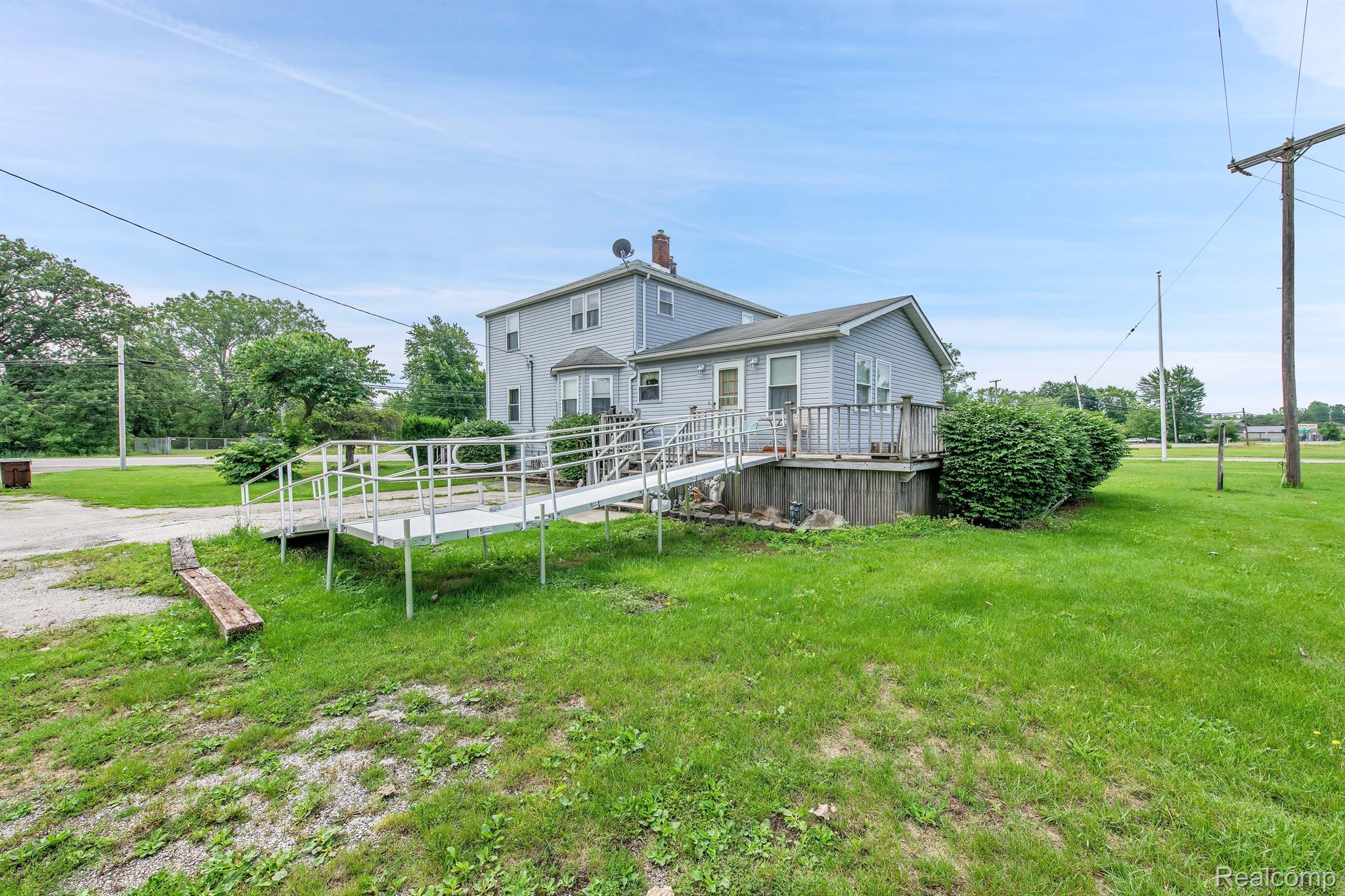 12225 Telegraph Road Carleton, MI 48117 - Photo 8 of 64 Gallery Image 8