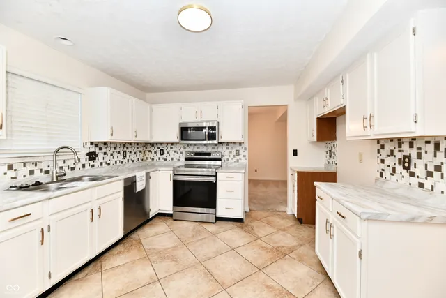 $292,000 | 6932 Lohr Way, Indianapolis, IN 46214