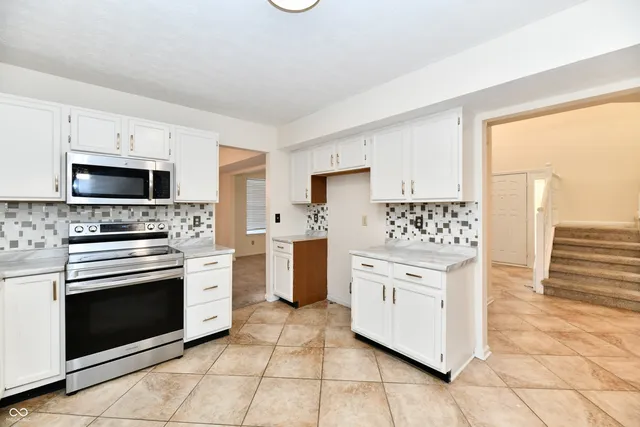 $292,000 | 6932 Lohr Way, Indianapolis, IN 46214