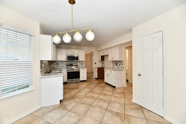 $292,000 | 6932 Lohr Way, Indianapolis, IN 46214