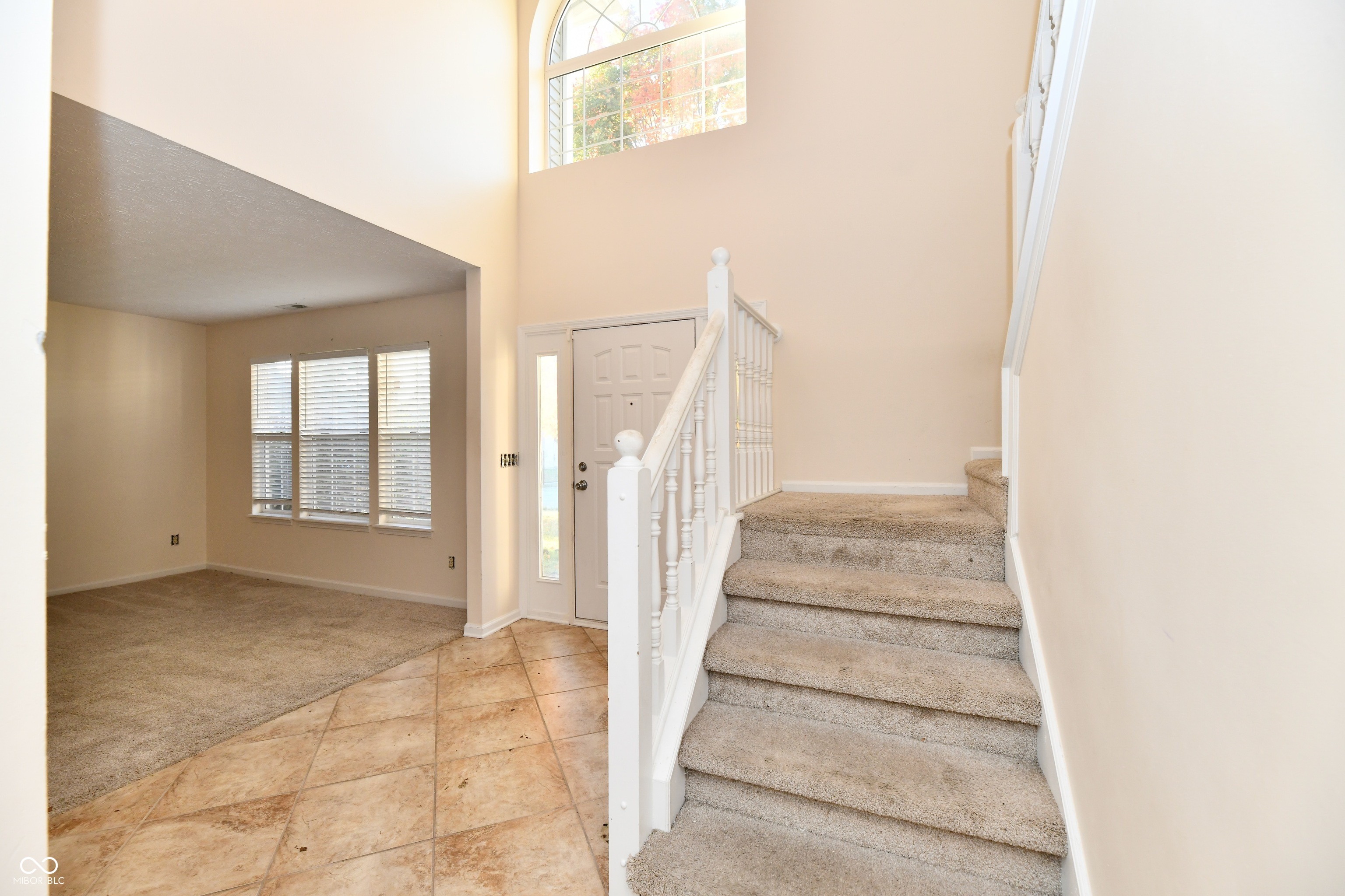 6932 Lohr Way Indianapolis, IN 46214 - Photo 5 of 46