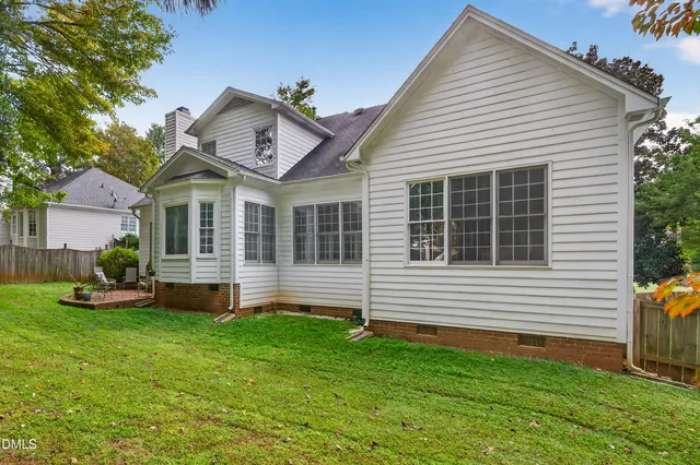 $625,000 | 107 Tower Hamlet Drive, Cary, NC 27518