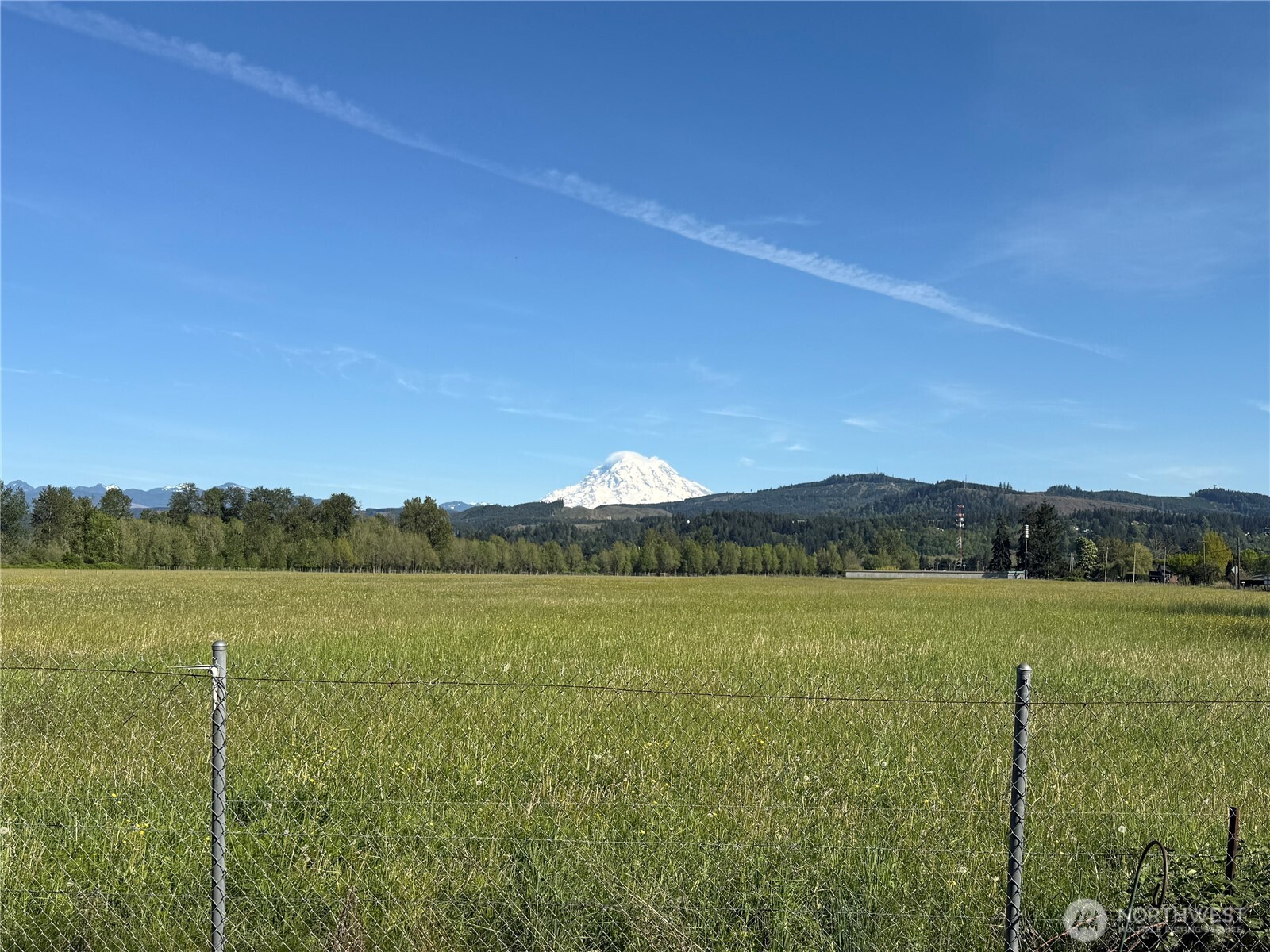 836 Harman Way South, Unit 8 Orting, WA 98360 - Photo 2 of 28