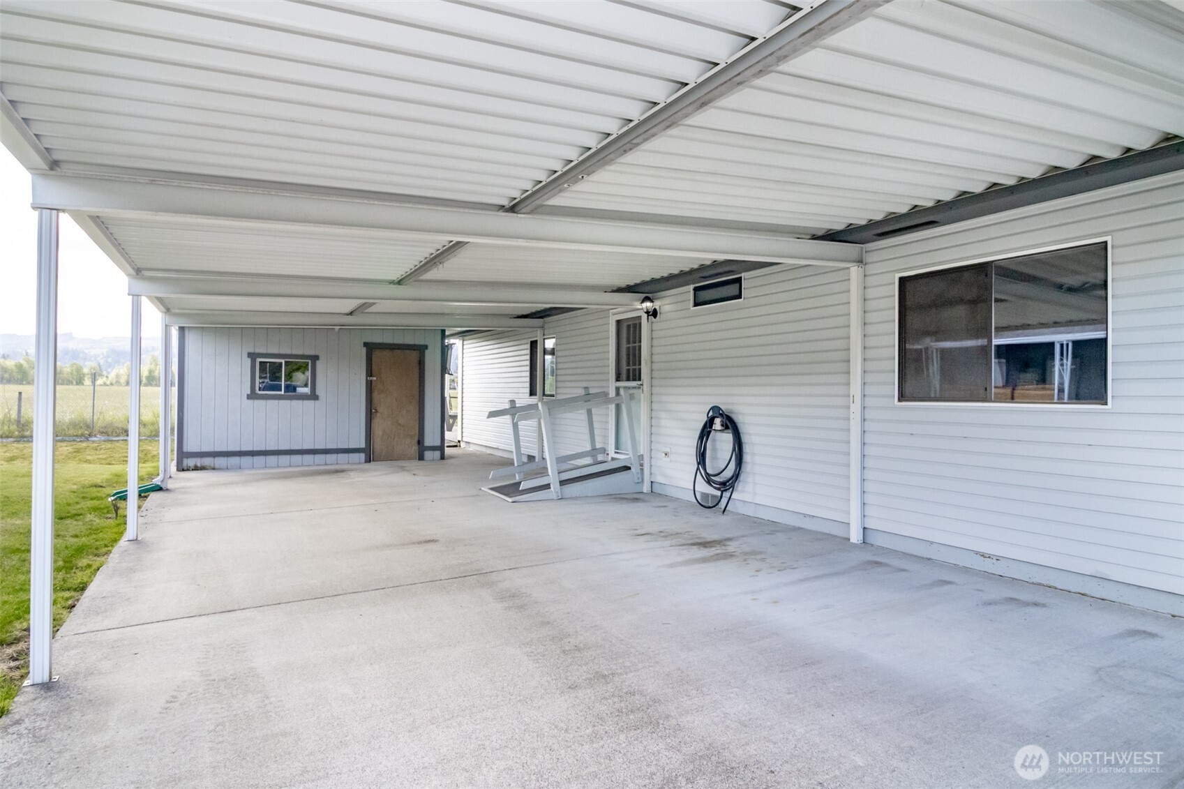 836 Harman Way South, Unit 8 Orting, WA 98360 - Photo 27 of 28