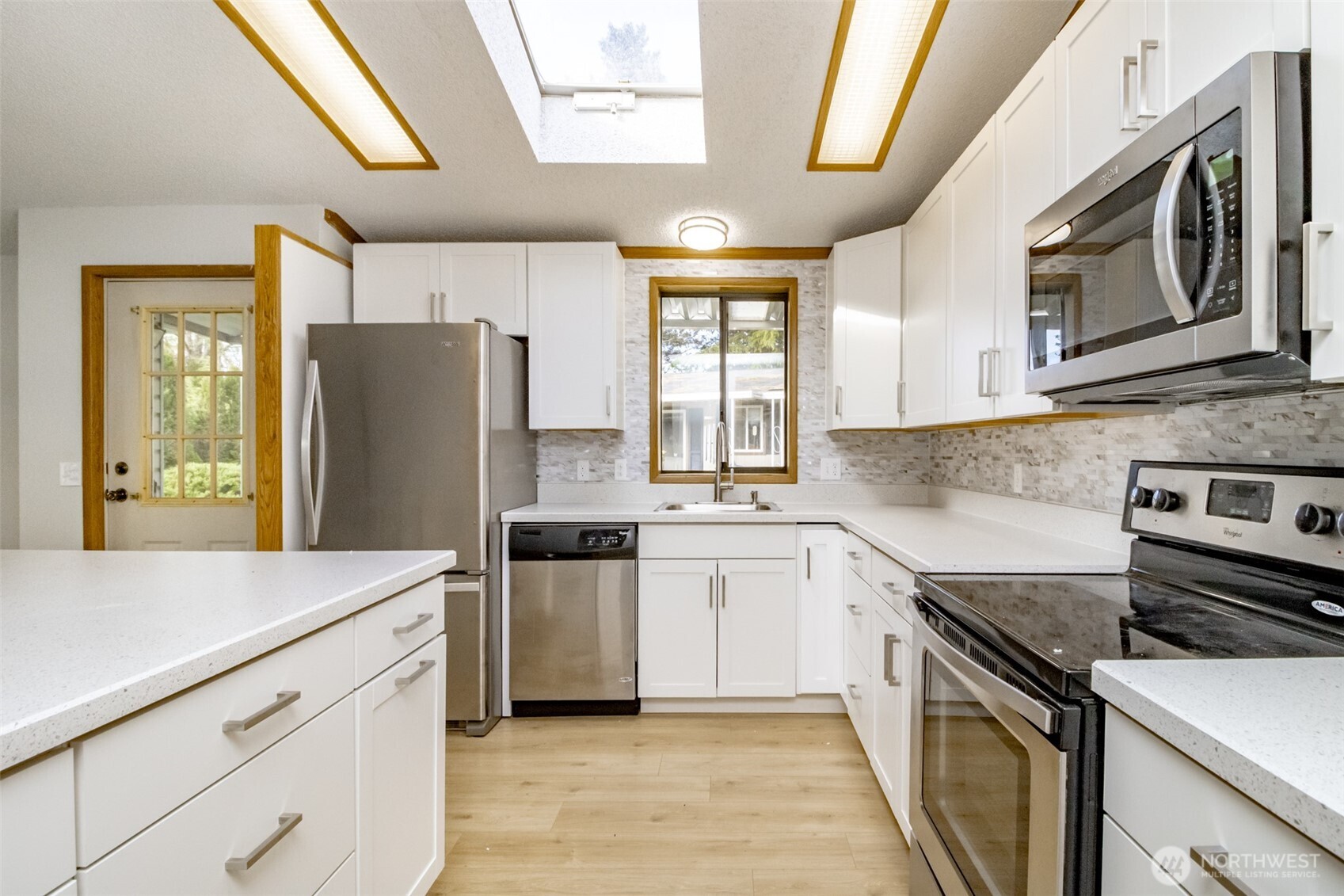 836 Harman Way South, Unit 8 Orting, WA 98360 - Photo 7 of 28