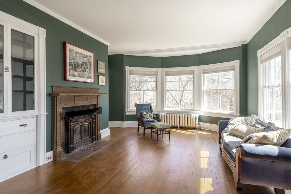 13 Spring Street Ipswich, MA 01938 - Photo 10 of 42 Gallery Image 10