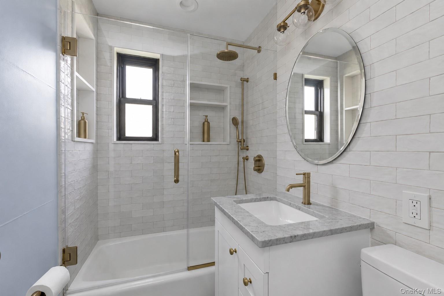 166-54 17th Road, Unit 1 Queens, NY 11357 - Photo 11 of 13 Gallery Image 11
