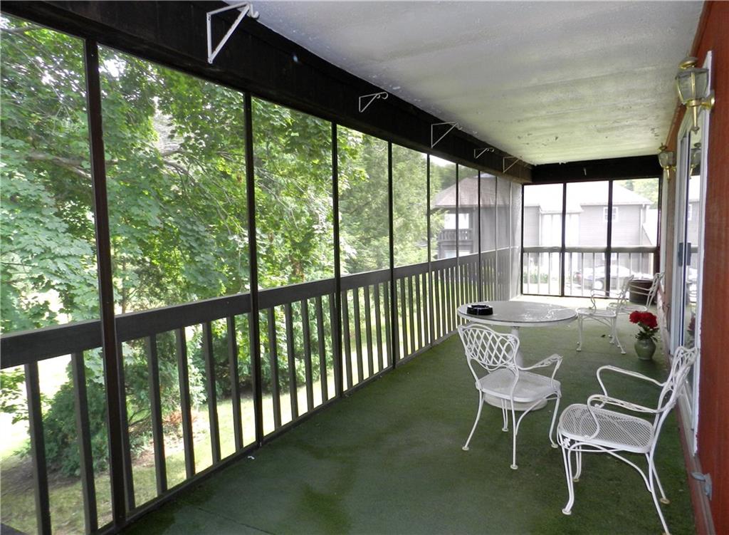 286 Windsor Ridge, Unit 28 New Castle, PA 16105 - Photo 22 of 25 Gallery Image 22