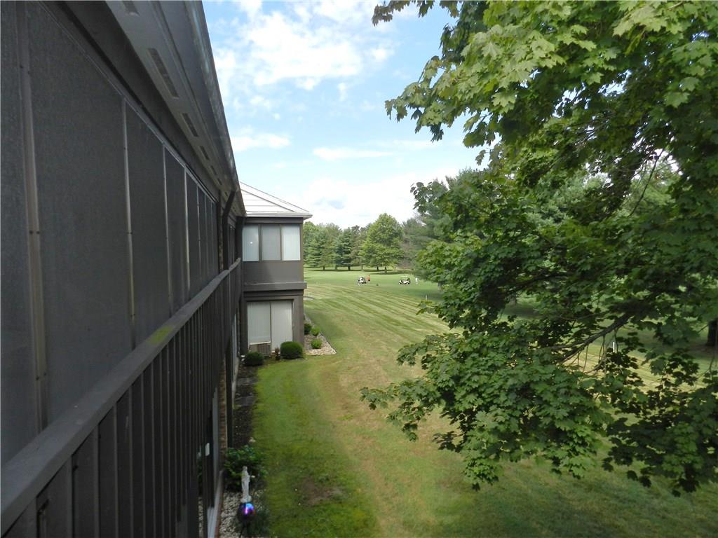 286 Windsor Ridge, Unit 28 New Castle, PA 16105 - Photo 23 of 25 Gallery Image 23
