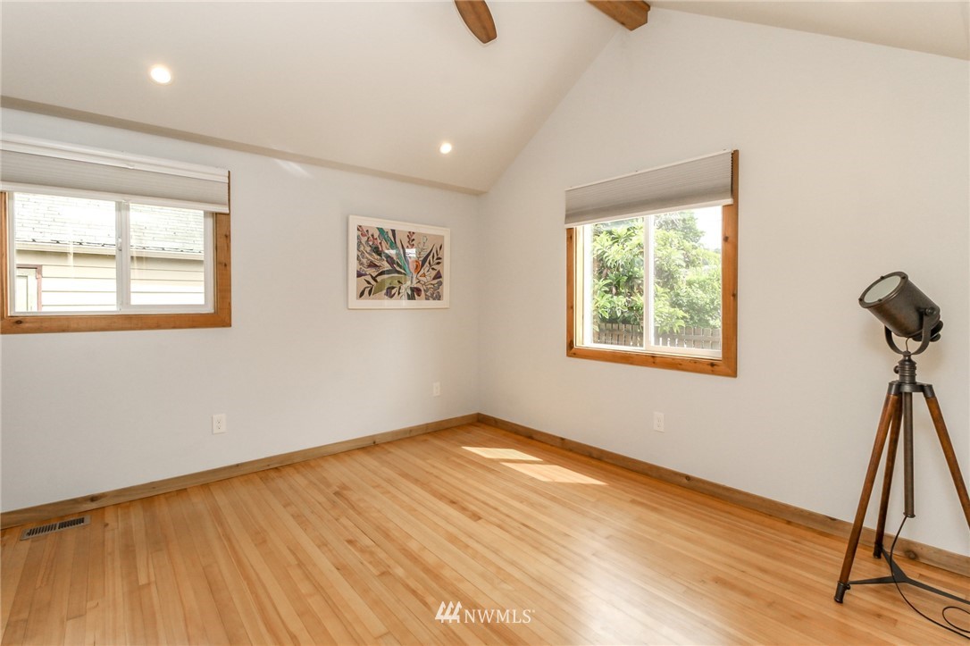 1402 North 2nd Street Renton, WA 98057 - Photo 15 of 36