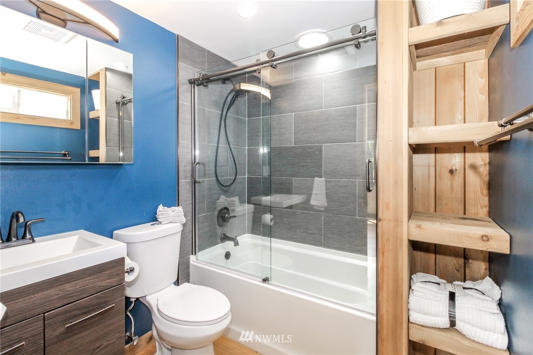 1402 North 2nd Street Renton, WA 98057 - Photo 18 of 36