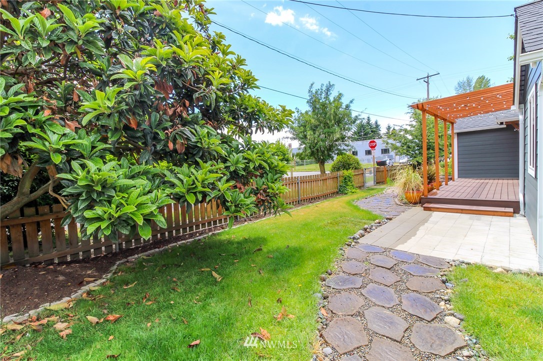 1402 North 2nd Street Renton, WA 98057 - Photo 19 of 36