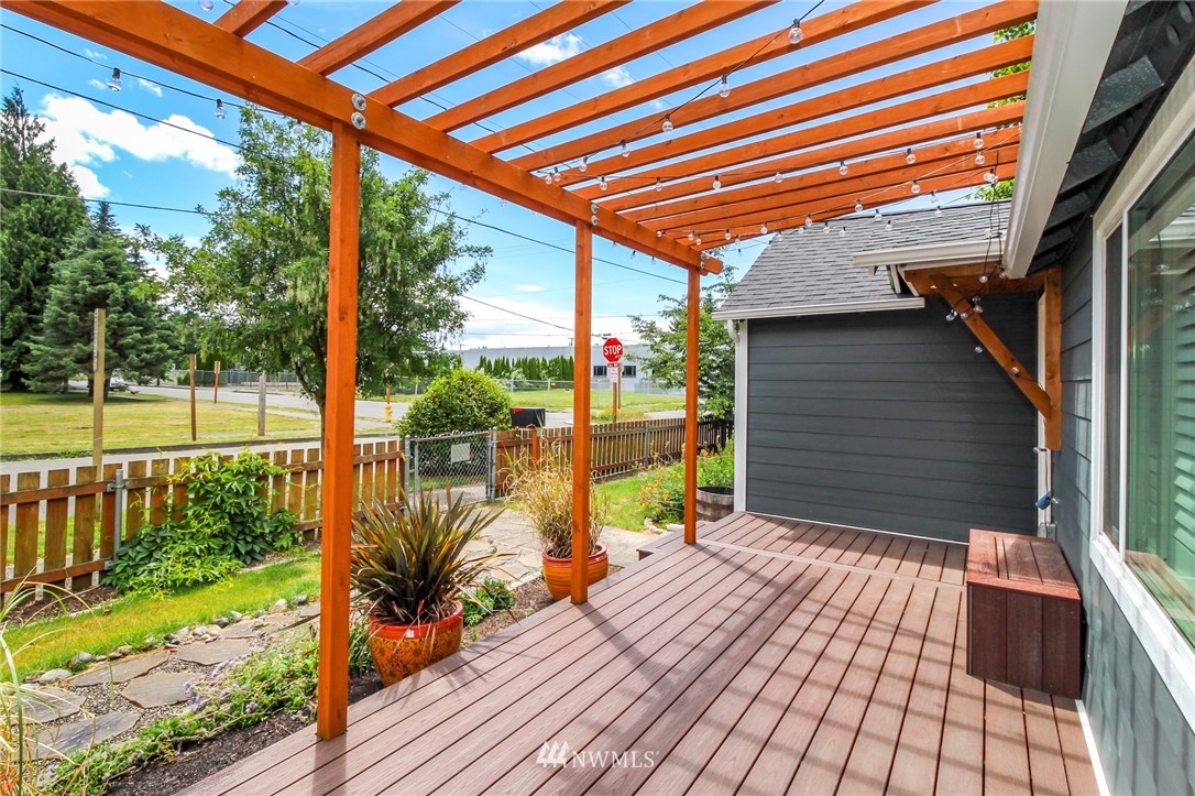 1402 North 2nd Street Renton, WA 98057 - Photo 21 of 36