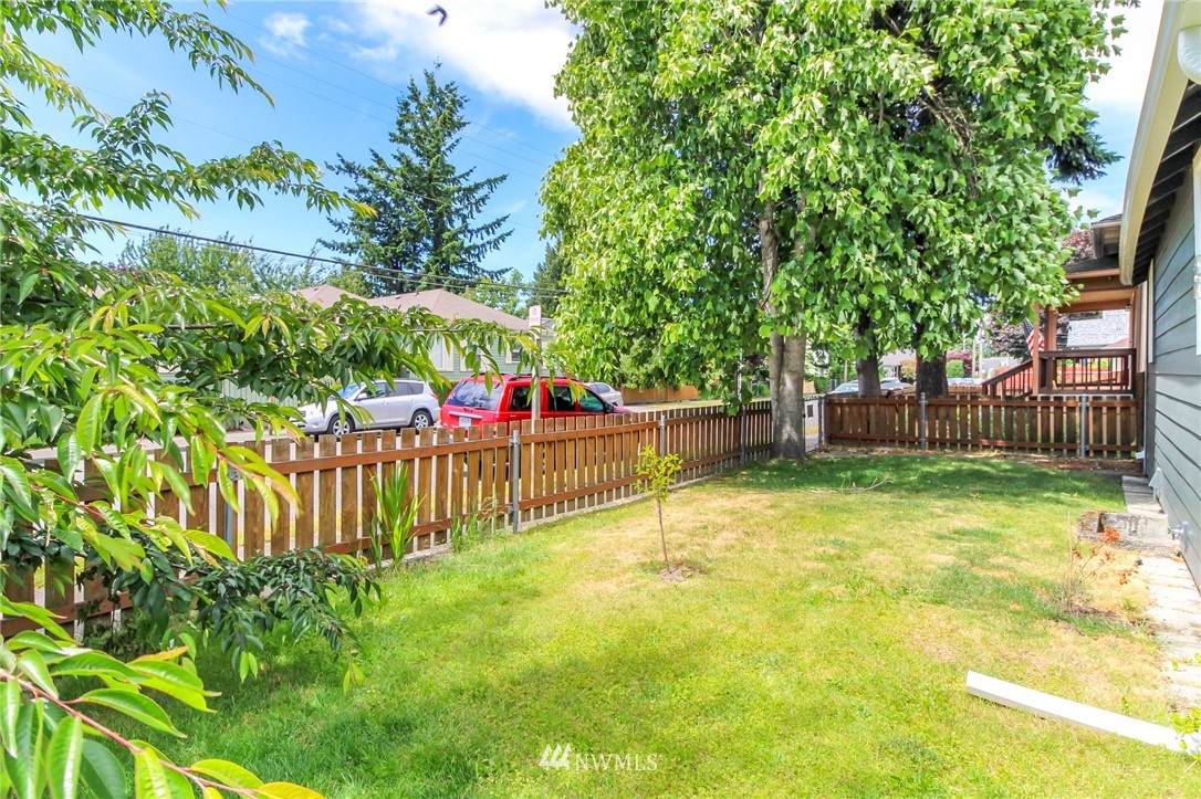 1402 North 2nd Street Renton, WA 98057 - Photo 33 of 36
