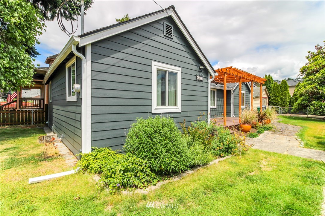 1402 North 2nd Street Renton, WA 98057 - Photo 34 of 36