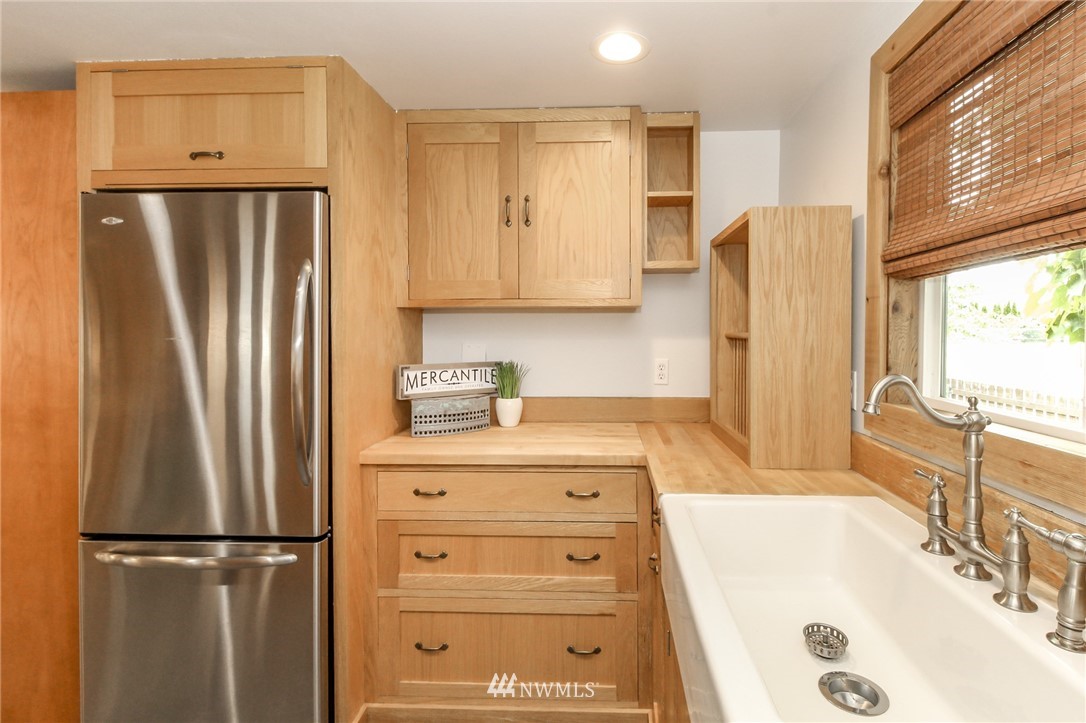 1402 North 2nd Street Renton, WA 98057 - Photo 10 of 36