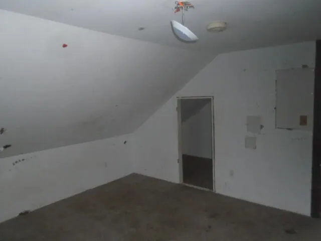 $59,995 | 196 River Road, Benton, ME 04901