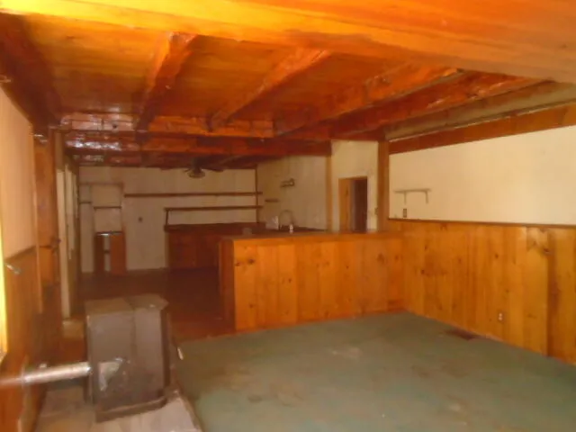 $59,995 | 196 River Road, Benton, ME 04901