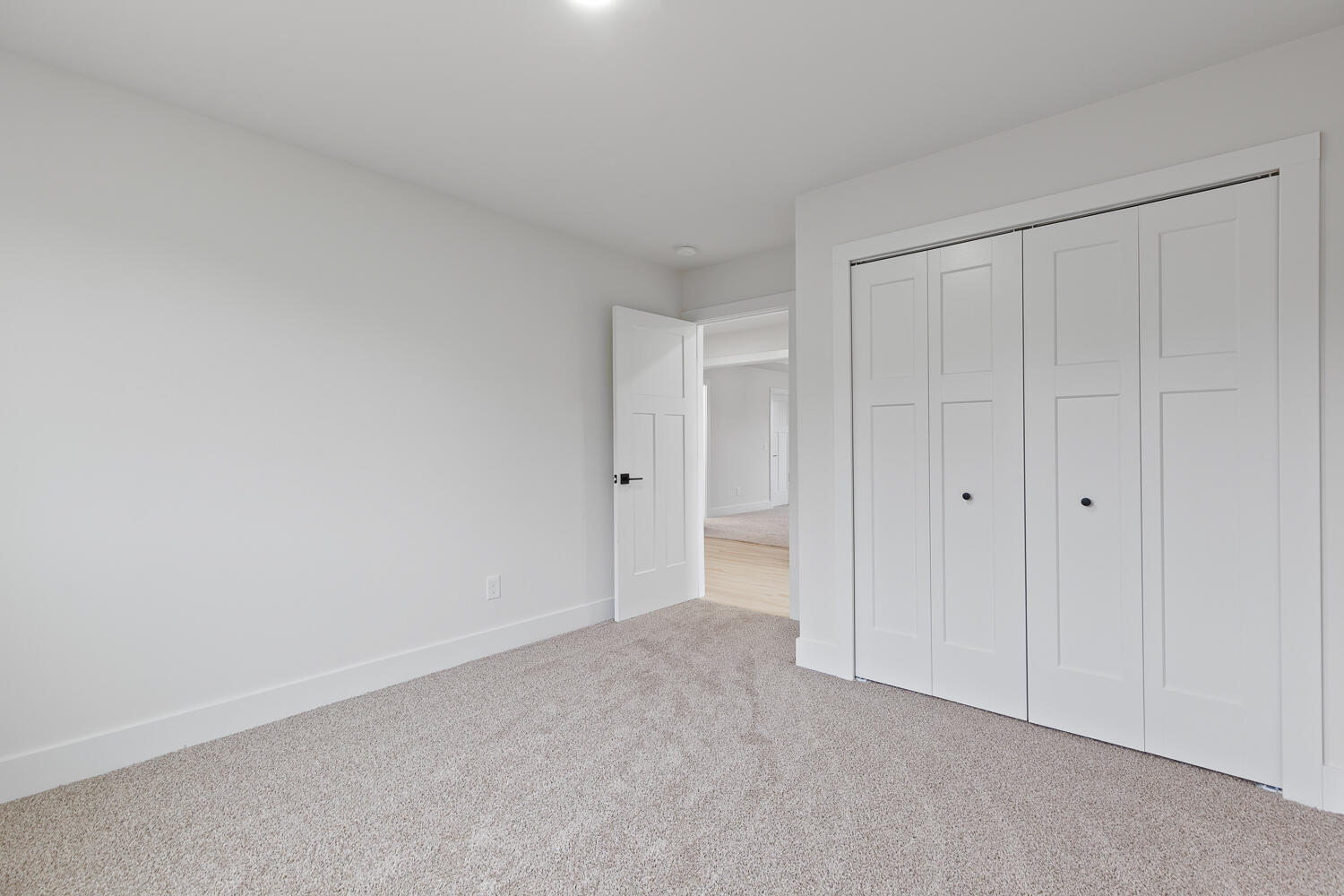 2513 Clinton Way Jackson, MI 49201 - Photo 18 of 35 2009-Green-Acres-Dr-1023