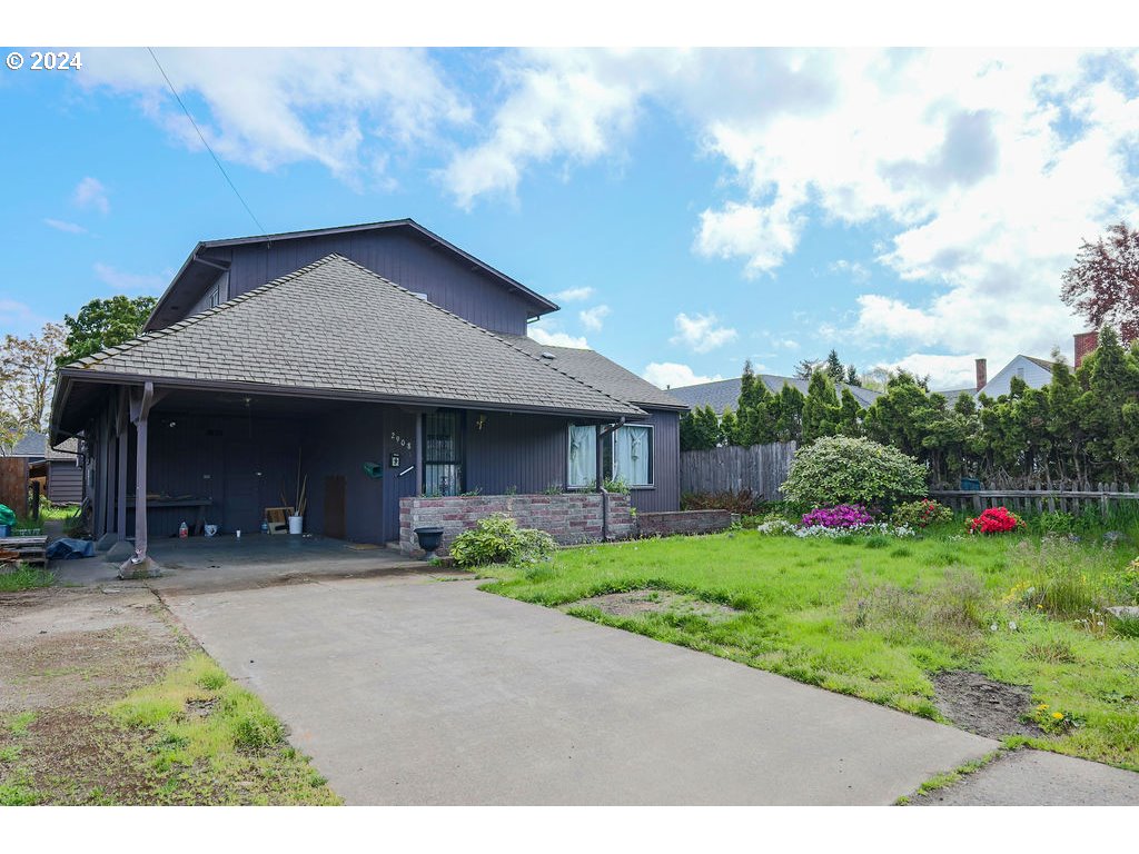 2908 Elmira Road Eugene, OR 97402 - Photo 3 of 40 Gallery Image 3