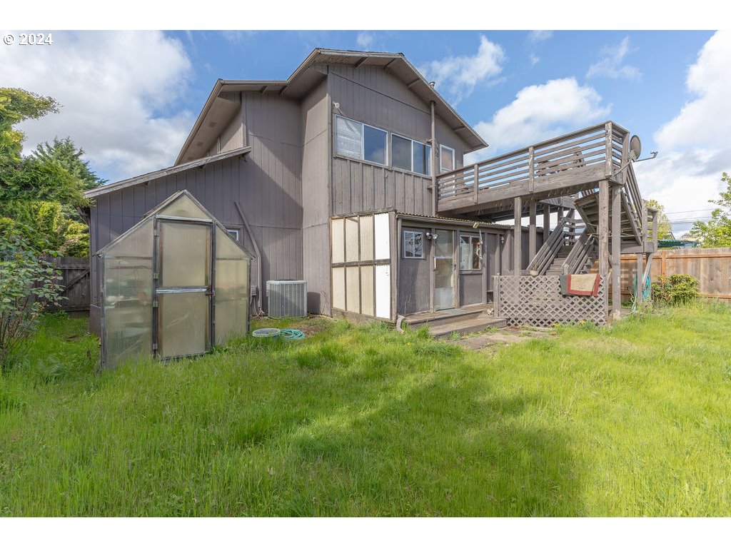 2908 Elmira Road Eugene, OR 97402 - Photo 39 of 40 Gallery Image 39