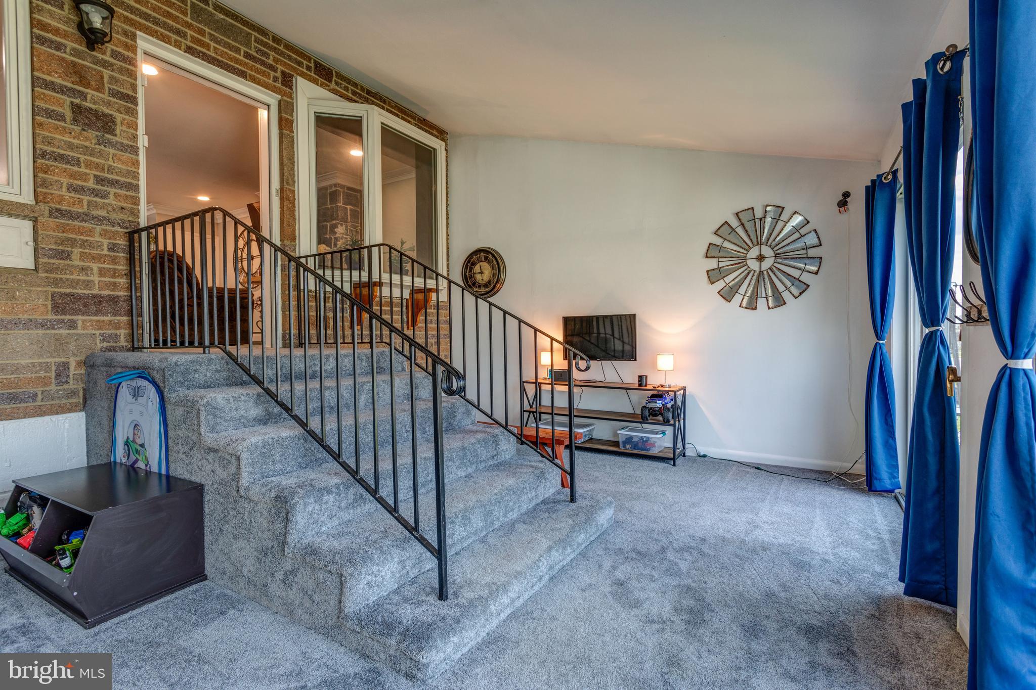 212 Hoffman Road Ridley Park, PA 19078 - Photo 5 of 45 Gallery Image 5