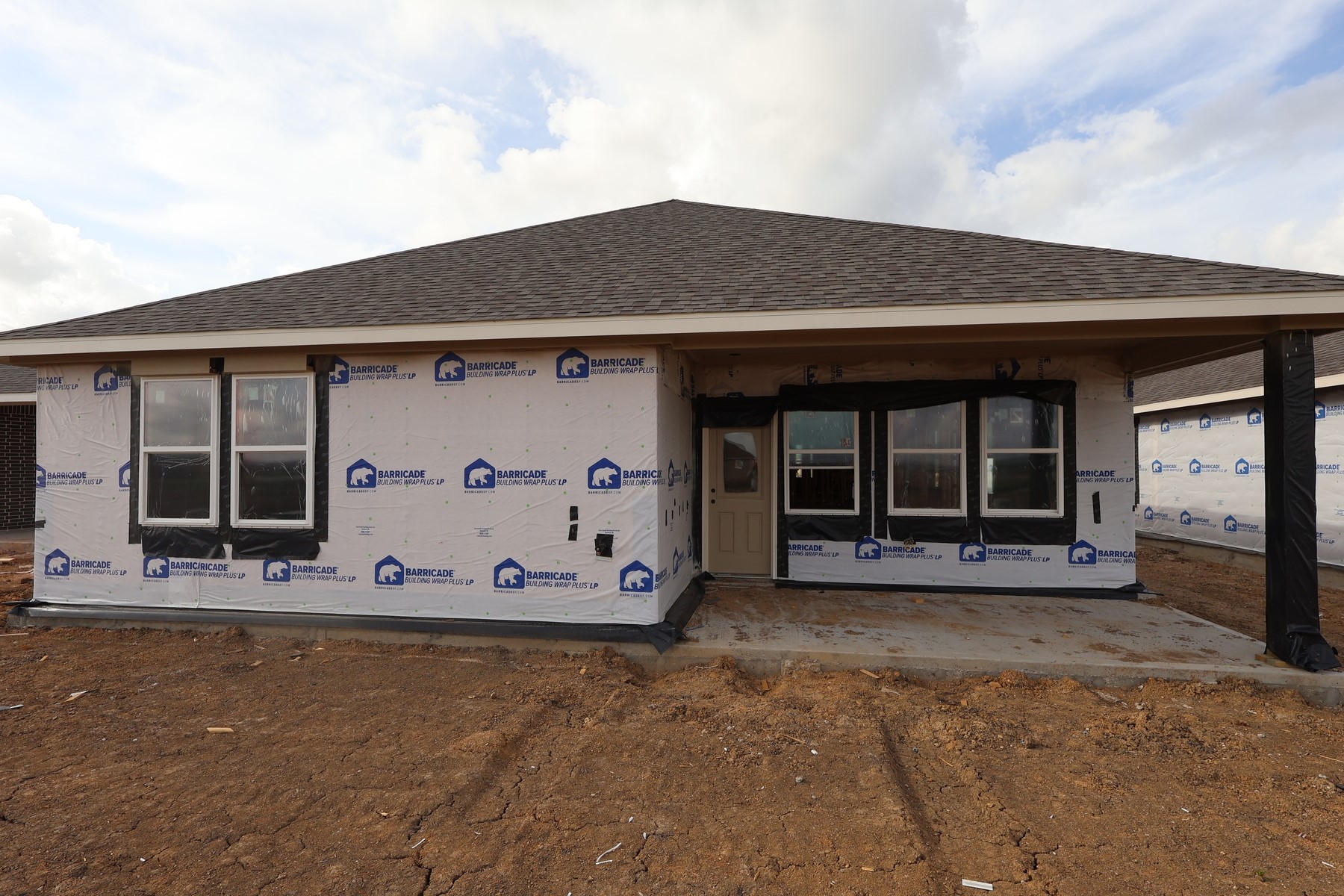 7807 Jasper Mdws Way Angleton, TX 77515 - Photo 3 of 26 Two story home with 5 beds, 3 baths, and 3 car garage