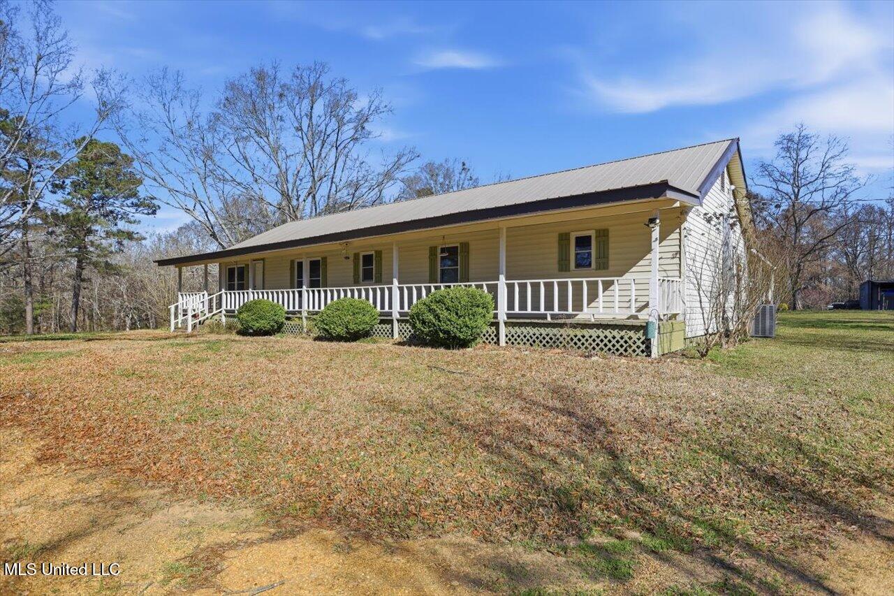 13131 New Zion Road Crystal Springs, MS 39059 - Photo 2 of 33 03-13131 New Zion Rd _ Home Tours MS
