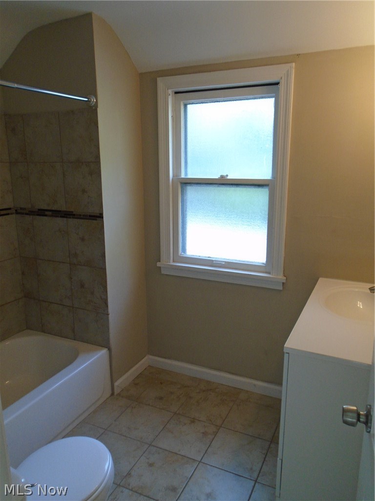 1232 Churchill Road Lyndhurst, OH 44124 - Photo 16 of 20