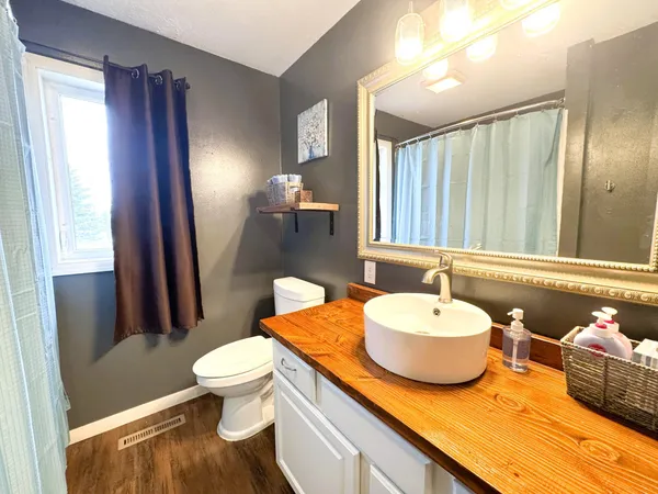 $284,900 | 305 3rd Street Northwest, Rothsay, MN 56579