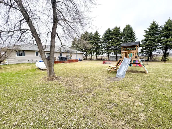 $284,900 | 305 3rd Street Northwest, Rothsay, MN 56579