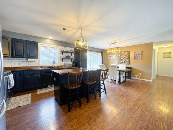 $284,900 | 305 3rd Street Northwest, Rothsay, MN 56579