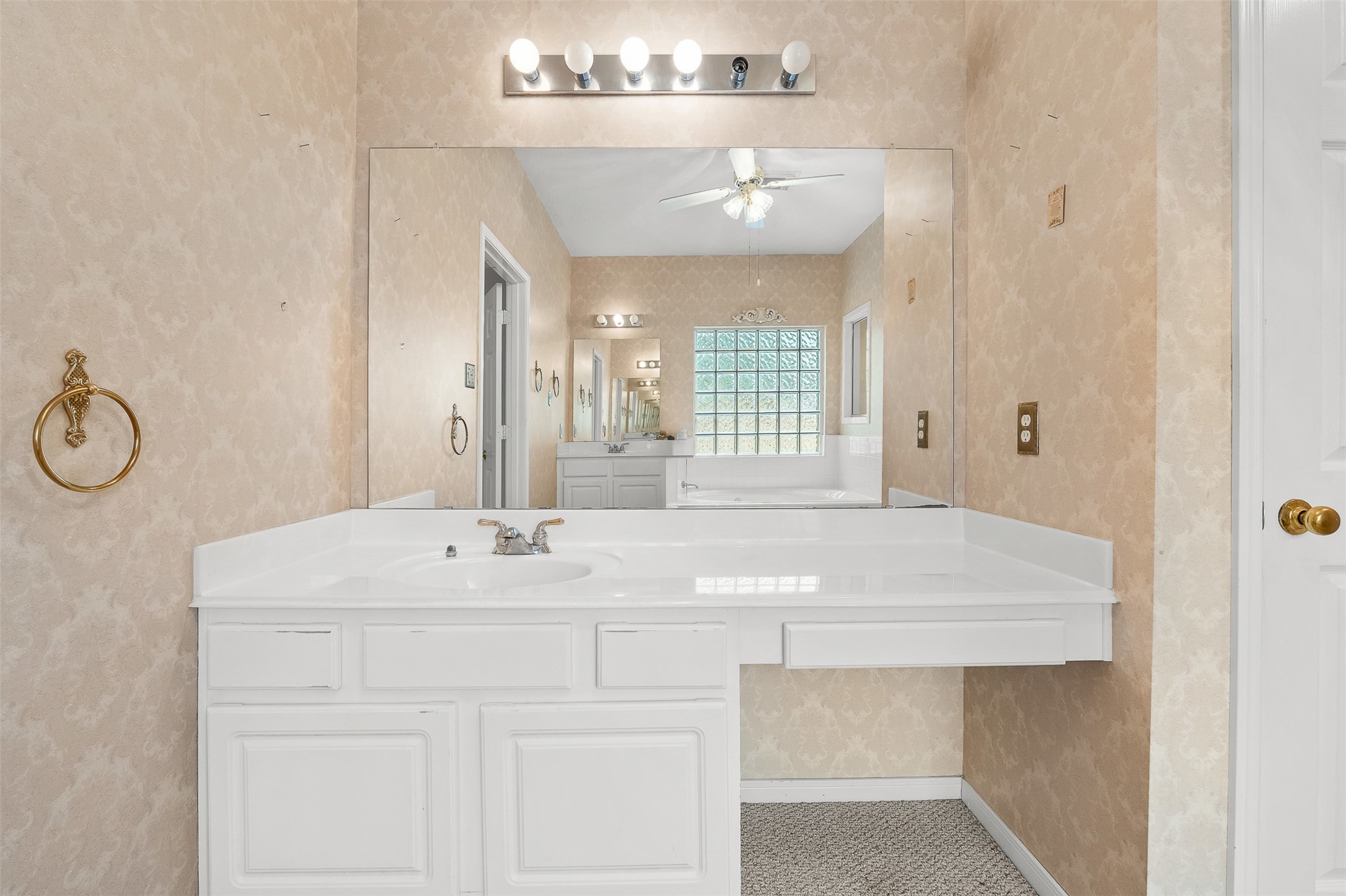 827 Hannock Glen Lane Spring, TX 77373 - Photo 19 of 36