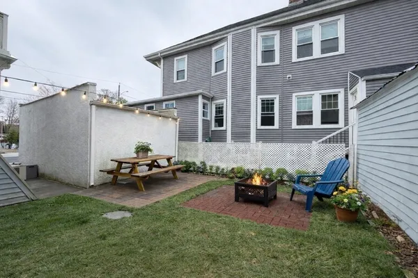 $2,800 | 0 Newbury Avenue, Unit 3, Quincy, MA 02171