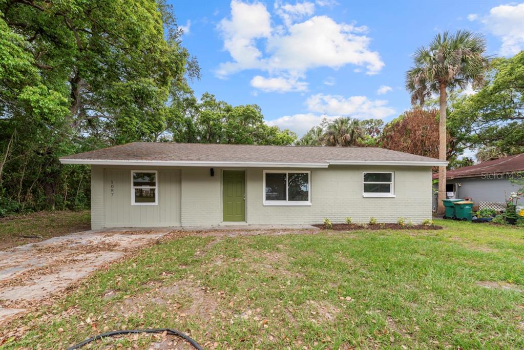 1087 Swan Street Melbourne, FL 32935 - Photo 1 of 36