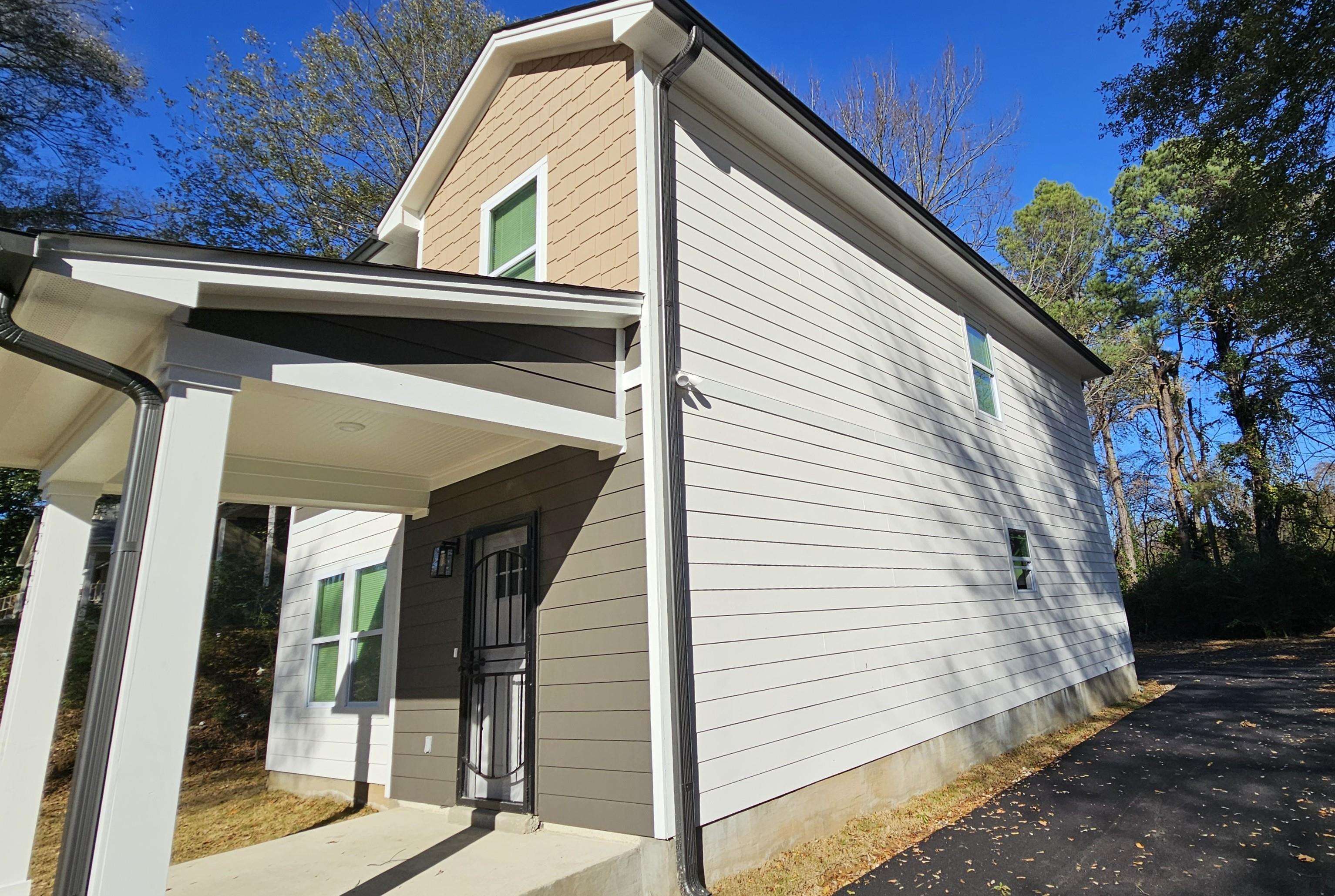 2234 East Alcy Road Memphis, TN 38114 - Photo 4 of 23 a view of front door