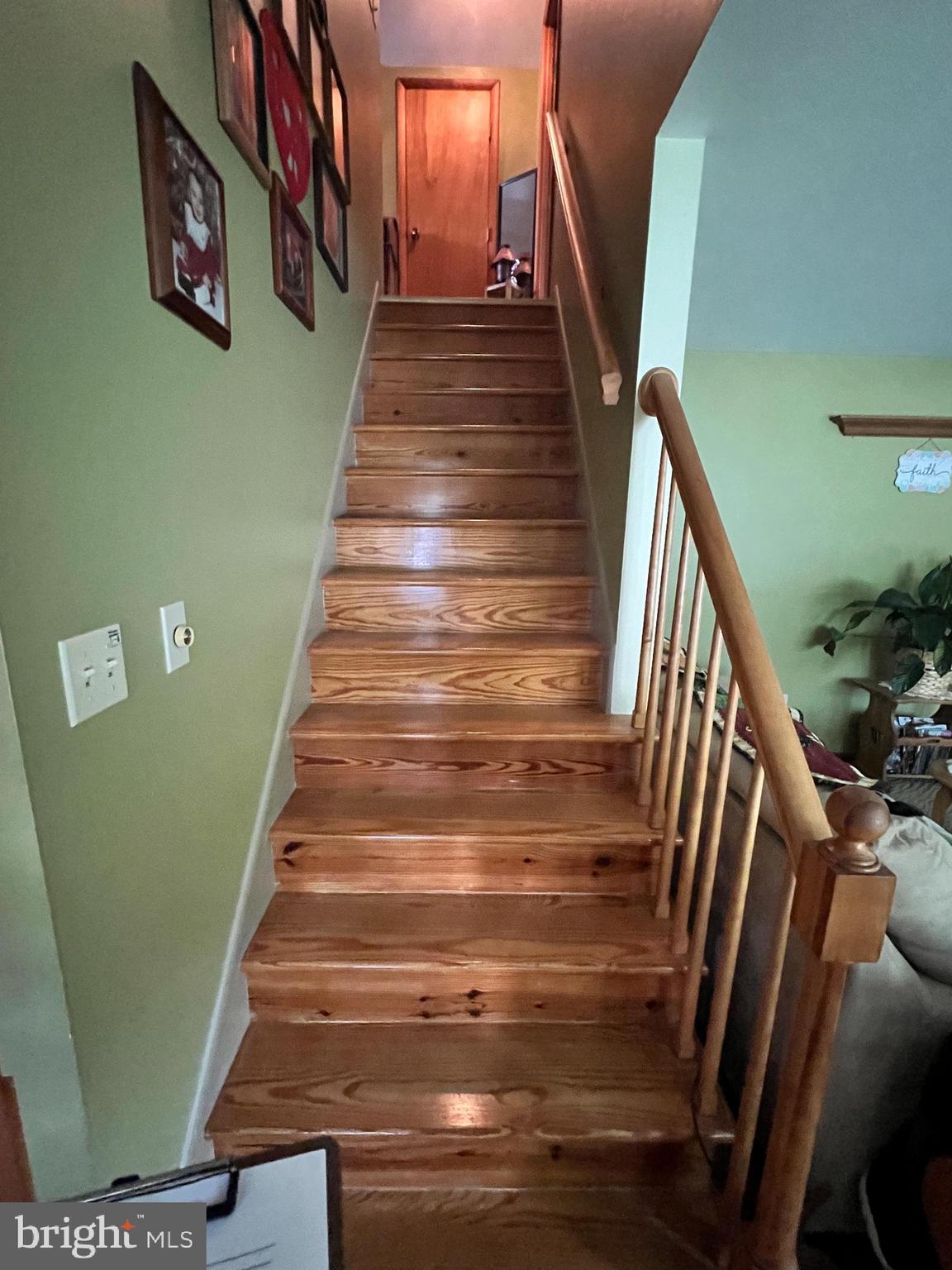 51 South Snyder Street Manheim, PA 17545 - Photo 27 of 32 a view of entryway