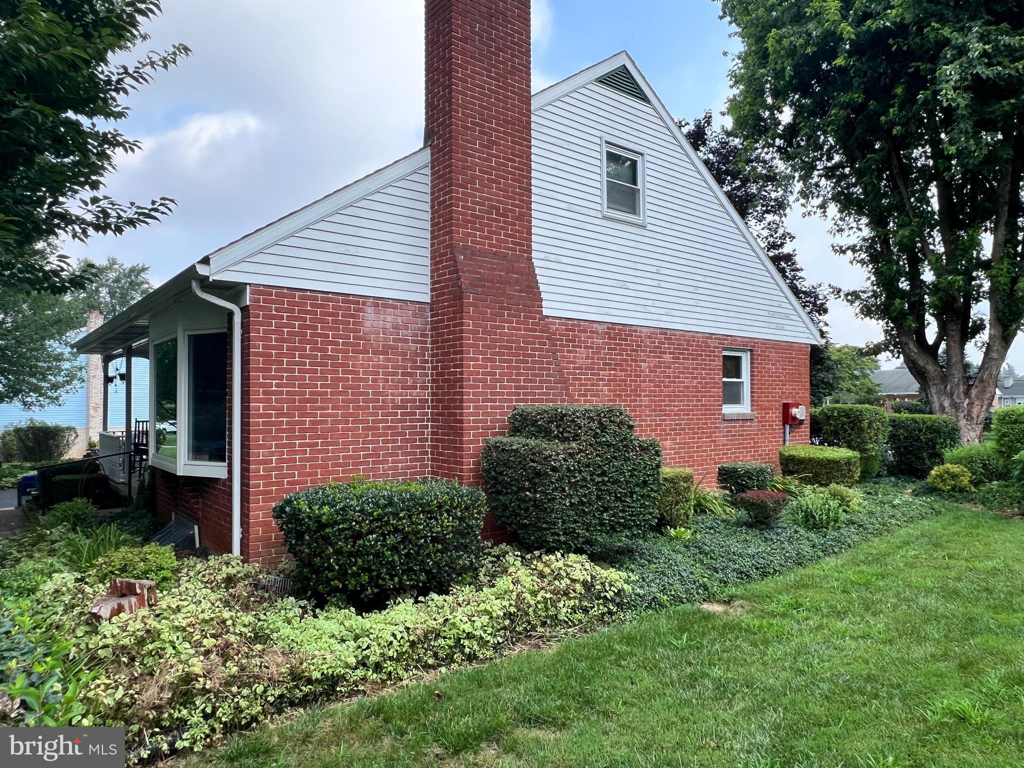 51 South Snyder Street Manheim, PA 17545 - Photo 7 of 32 a view of a house with a yard and plants