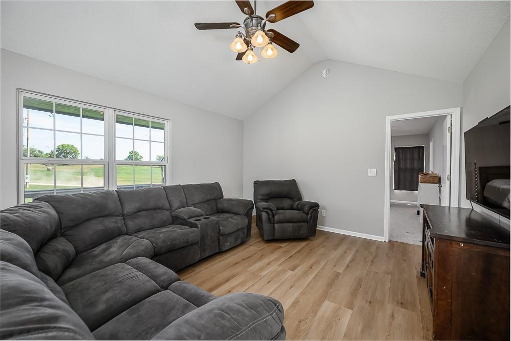 24601 Garrett Road McLouth, KS 66054 - Photo 7 of 23