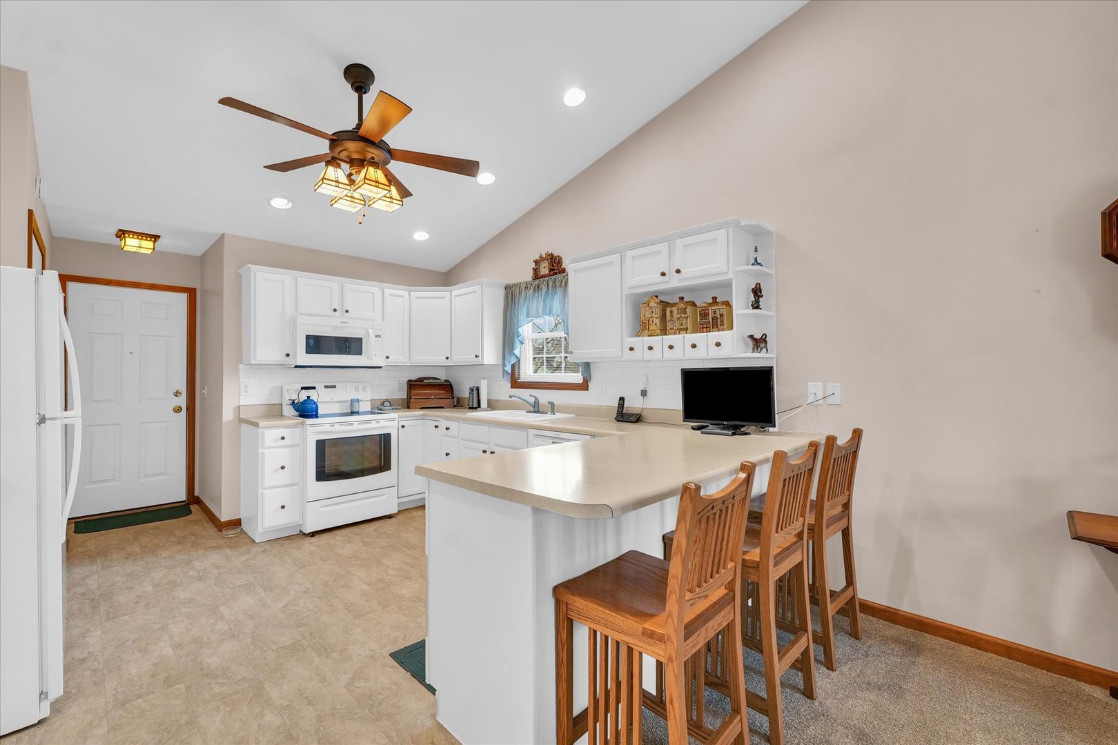 1101 Cobblefield Road Champaign, IL 61822 - Photo 14 of 42 Gallery Image 14