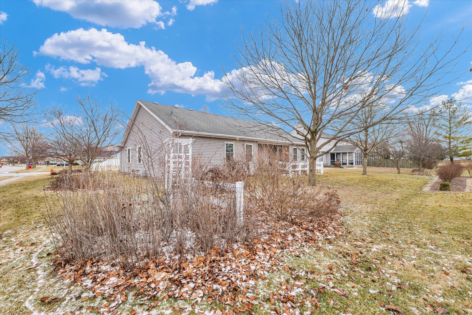 1101 Cobblefield Road Champaign, IL 61822 - Photo 41 of 42 Gallery Image 41