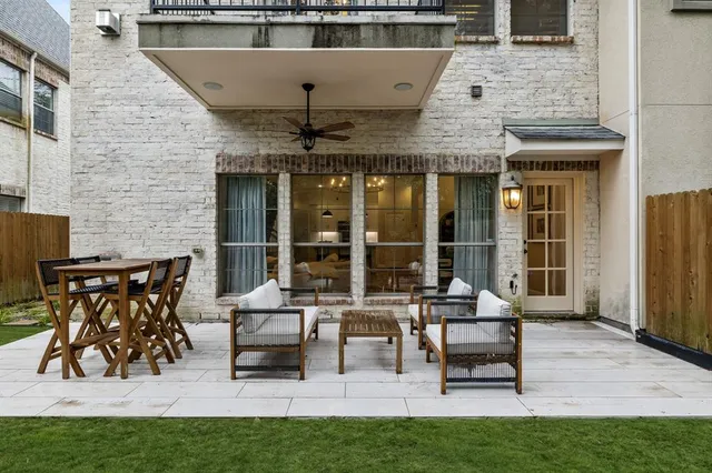 $464,900 | 8815 Tudor Place, Dallas, TX 75228