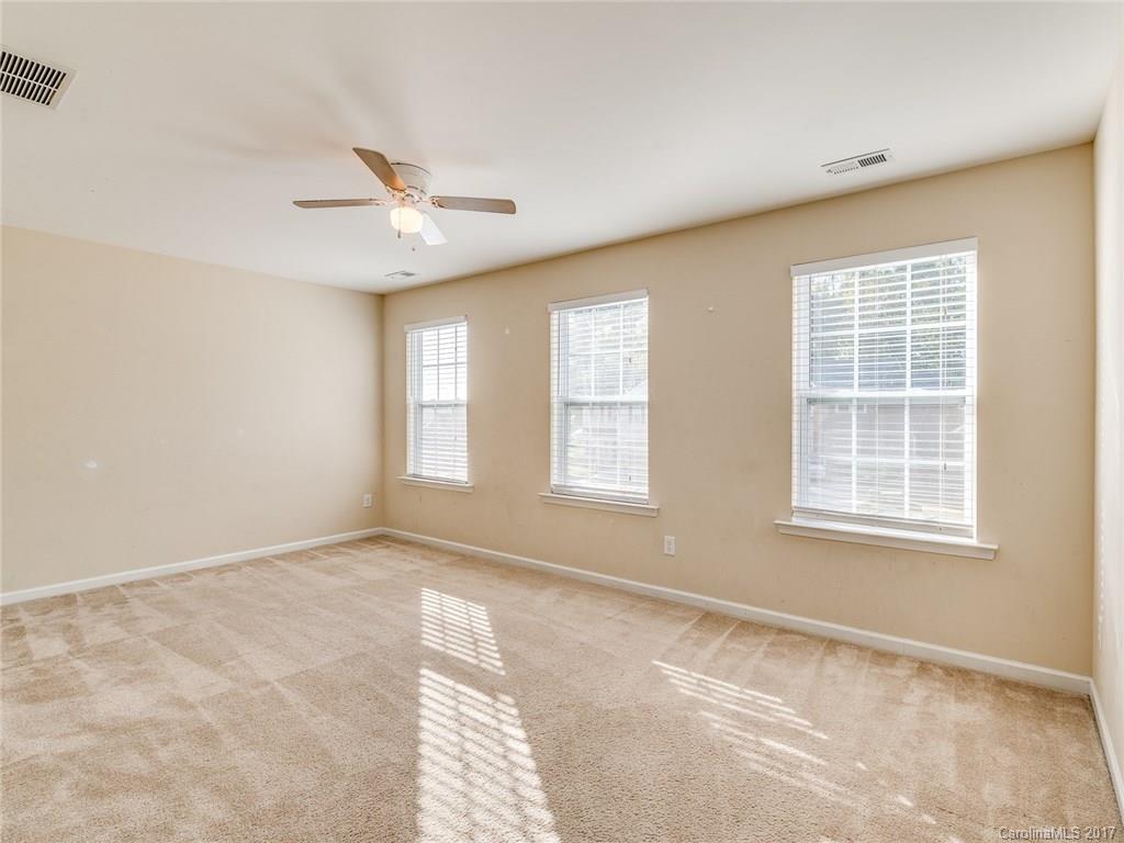 4334 Hubbard Road Charlotte, NC 28269 - Photo 20 of 22 Gallery Image 20