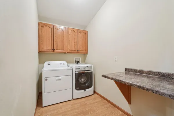 $319,900 | 780 Chief Kewaskum Place, Kewaskum, WI 53040