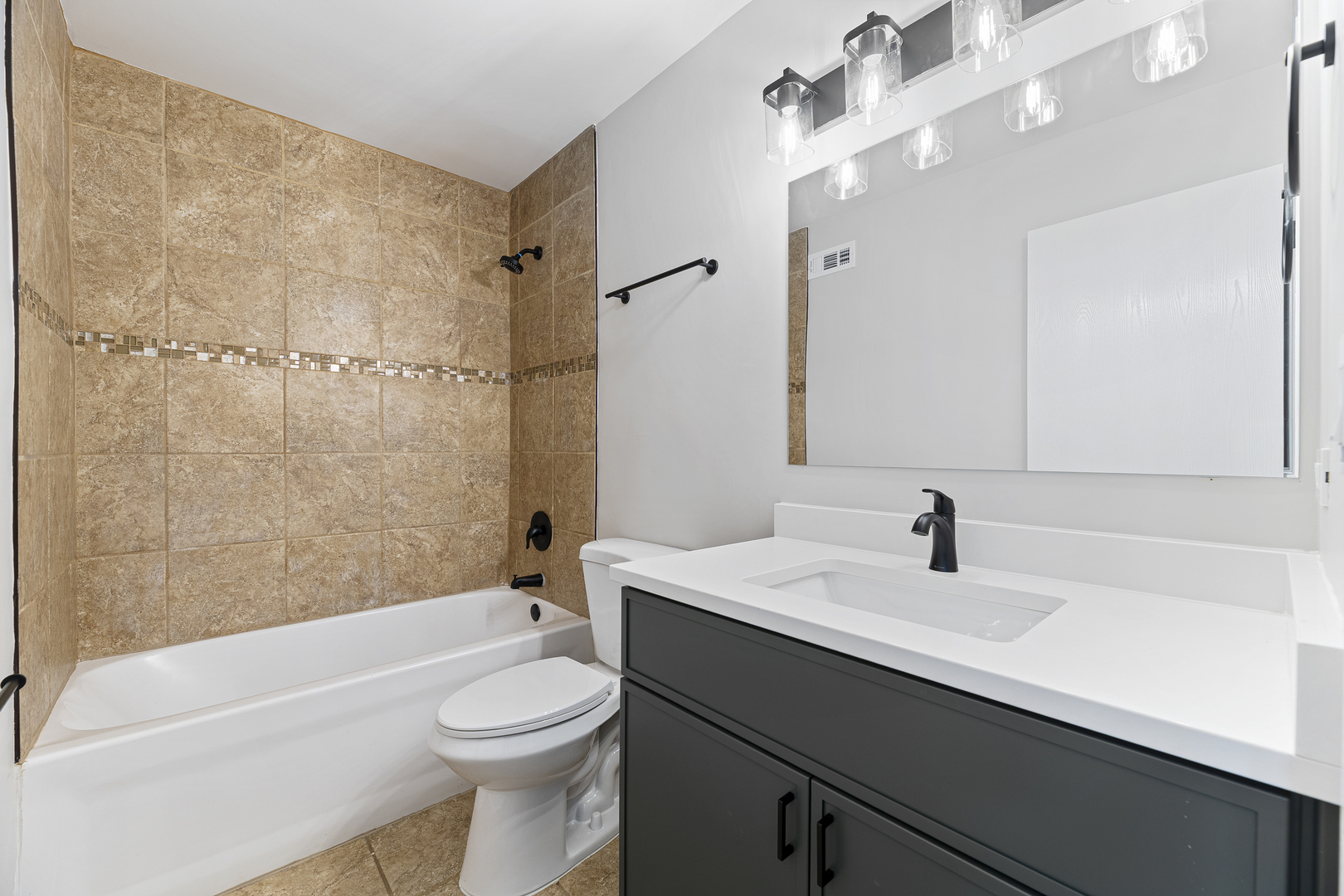 1835 South Ridgeway Avenue Chicago, IL 60623 - Photo 16 of 28