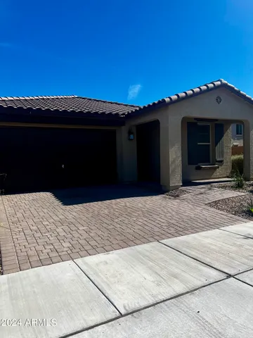 $2,325 | 21507 South 226th Place, Queen Creek, AZ 85142
