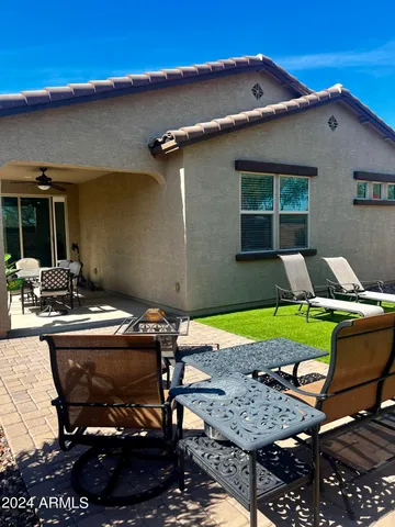 $2,325 | 21507 South 226th Place, Queen Creek, AZ 85142