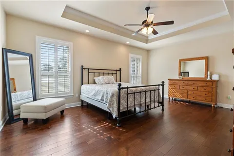 $534,900 | 402 Long Lake Drive, Covington, LA 70435