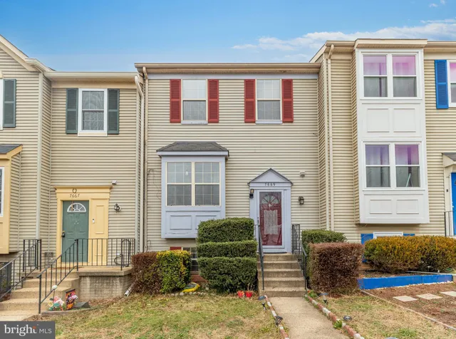 $2,400 | 7669 Chadds Landing Way, Manassas, VA 20111